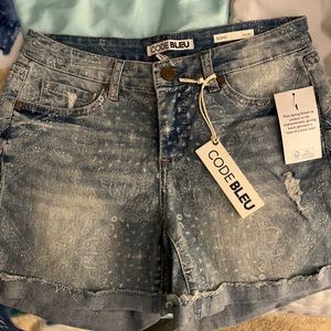 Super cute, comfy AND lightweight shorts
